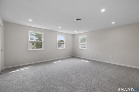 464 Dowd Avenue Canton CT 06019
