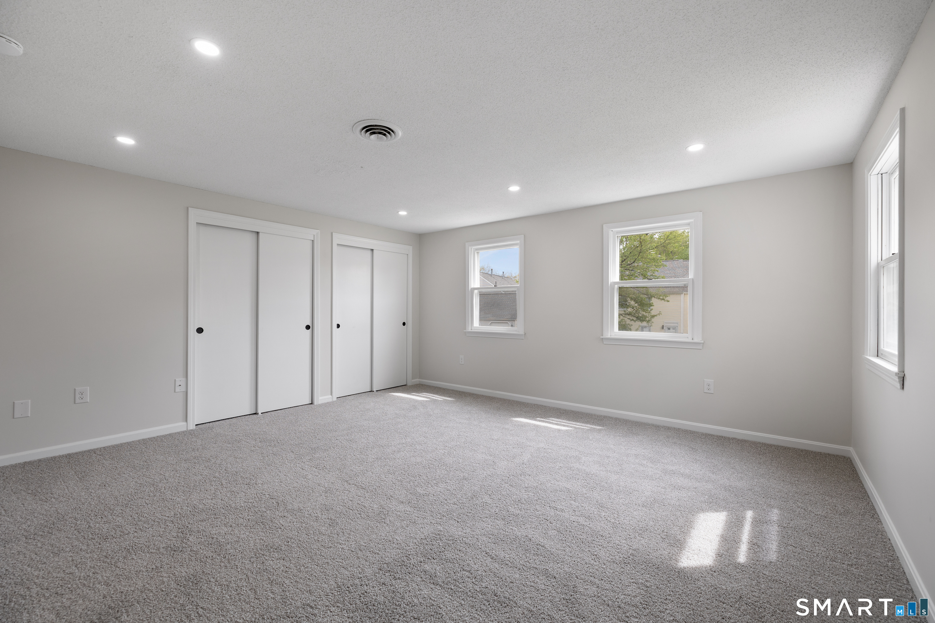 464 Dowd Avenue Canton CT 06019