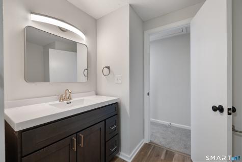 464 Dowd Avenue Canton CT 06019