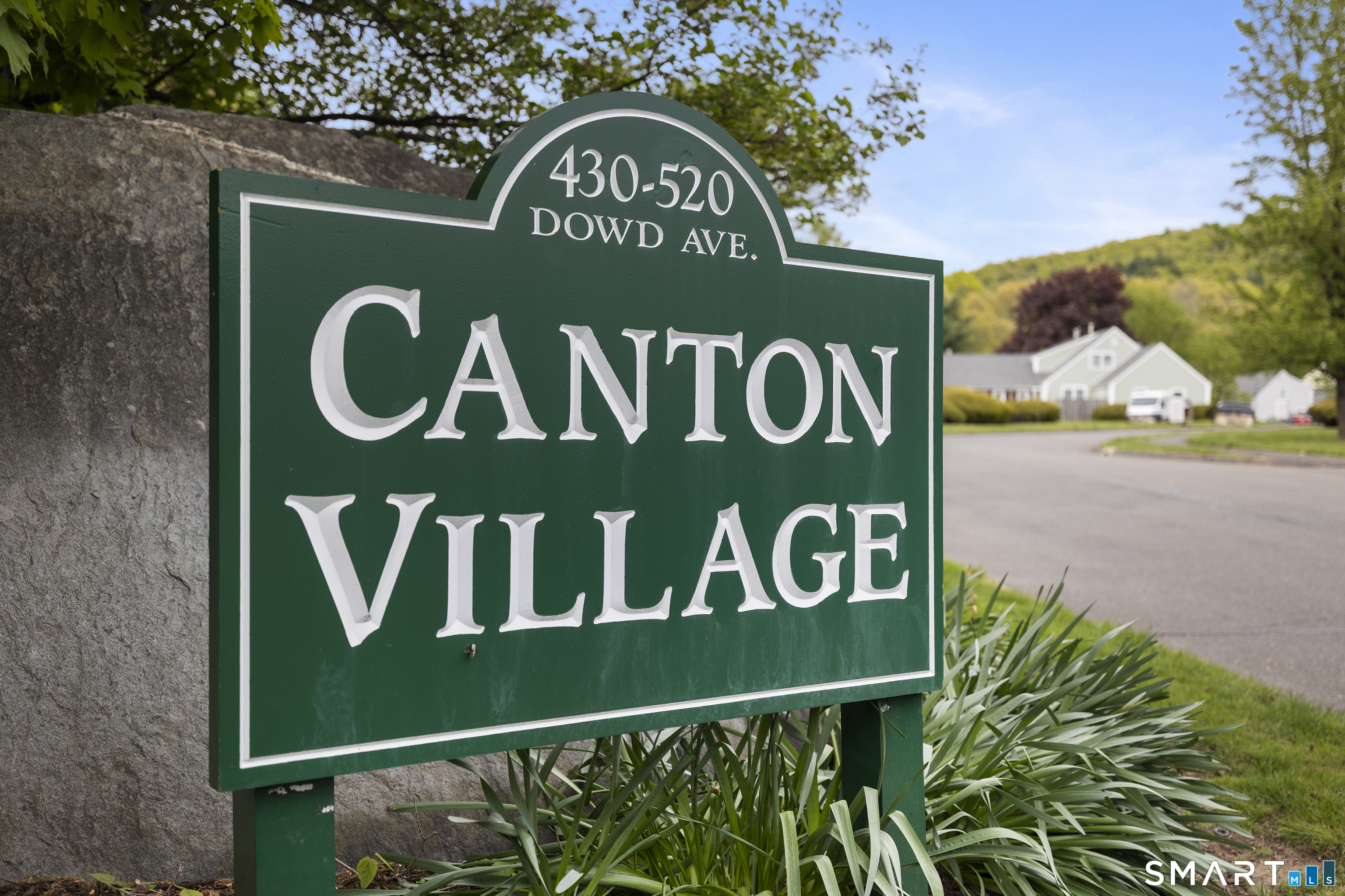 464 Dowd Avenue Canton CT 06019
