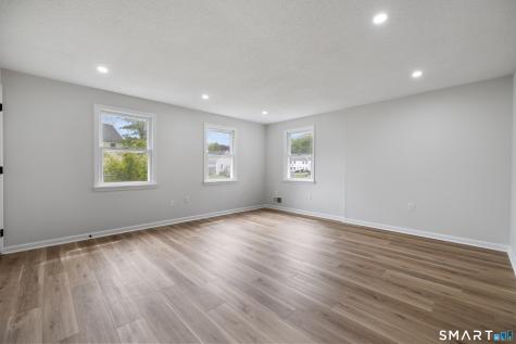 464 Dowd Avenue Canton CT 06019