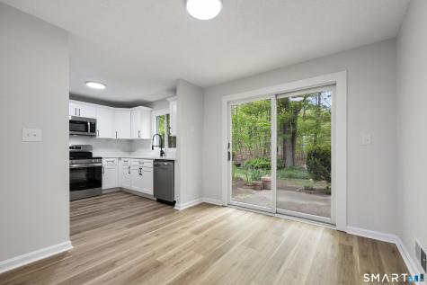 464 Dowd Avenue Canton CT 06019