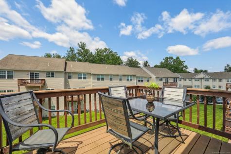 27 Riverview Court Brookfield CT 06804