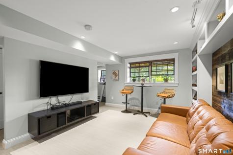 43 Carriage House Drive Extension Enfield CT 06082