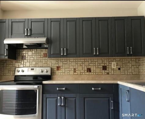 6 Kingsley Court West Hartford CT 06110