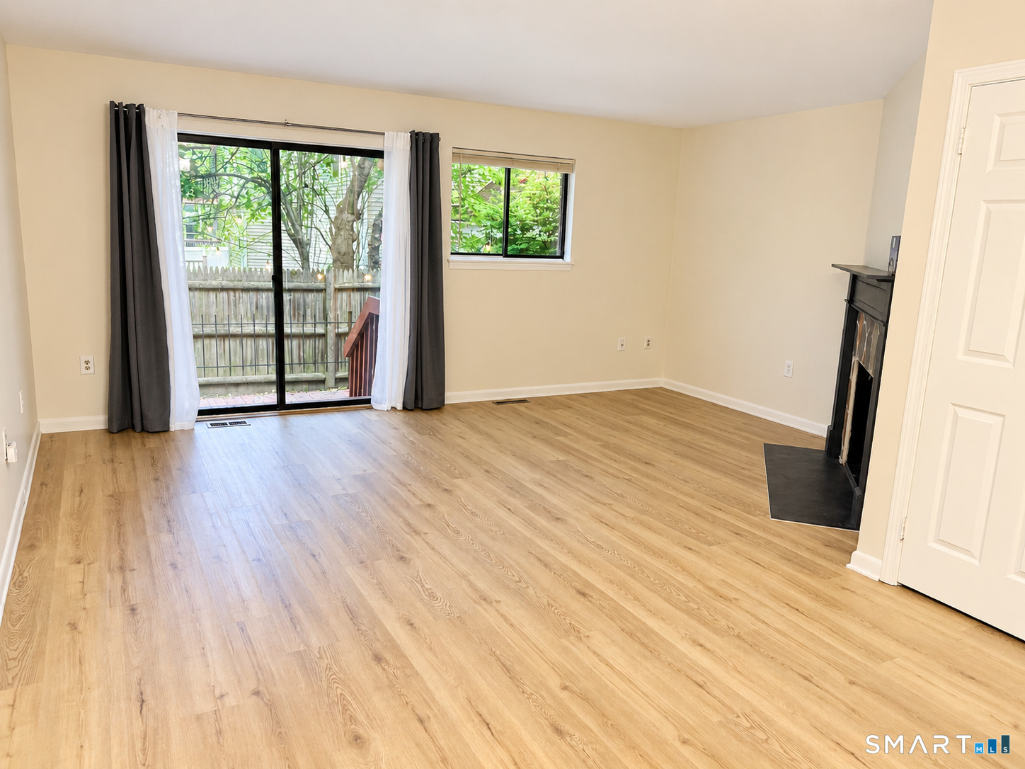 6 Kingsley Court West Hartford CT 06110