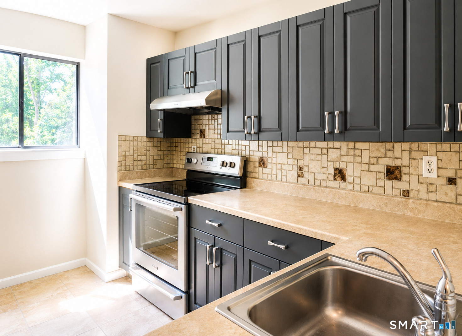 6 Kingsley Court West Hartford CT 06110