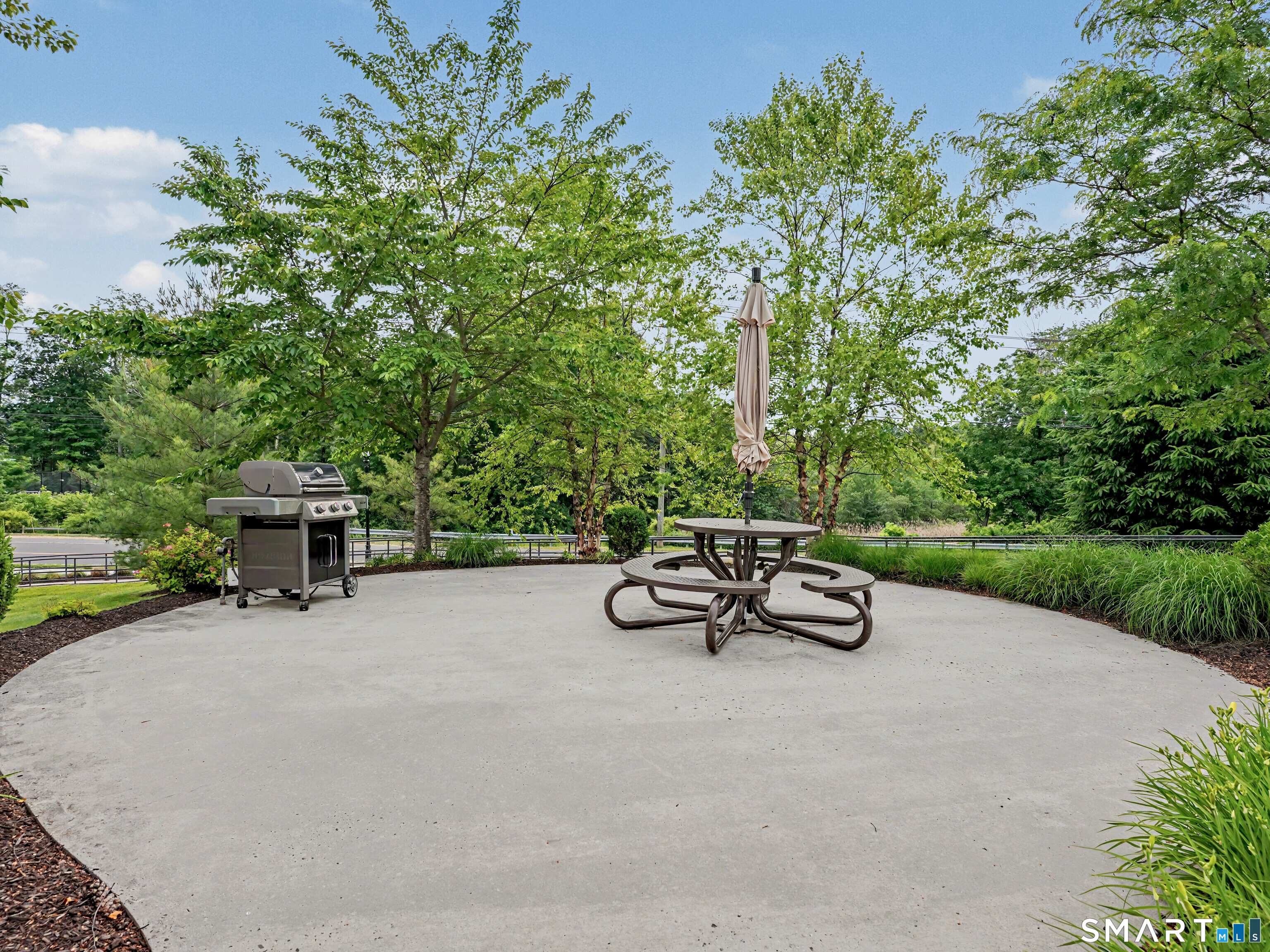 104 Center Meadow Lane Danbury CT 06810