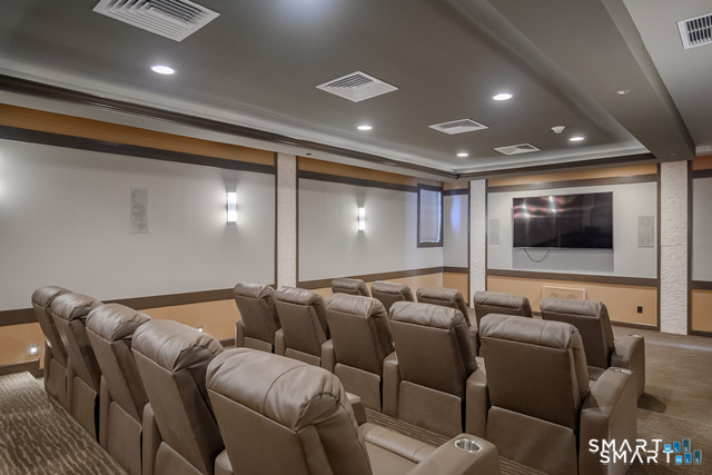 104 Center Meadow Lane Danbury CT 06810