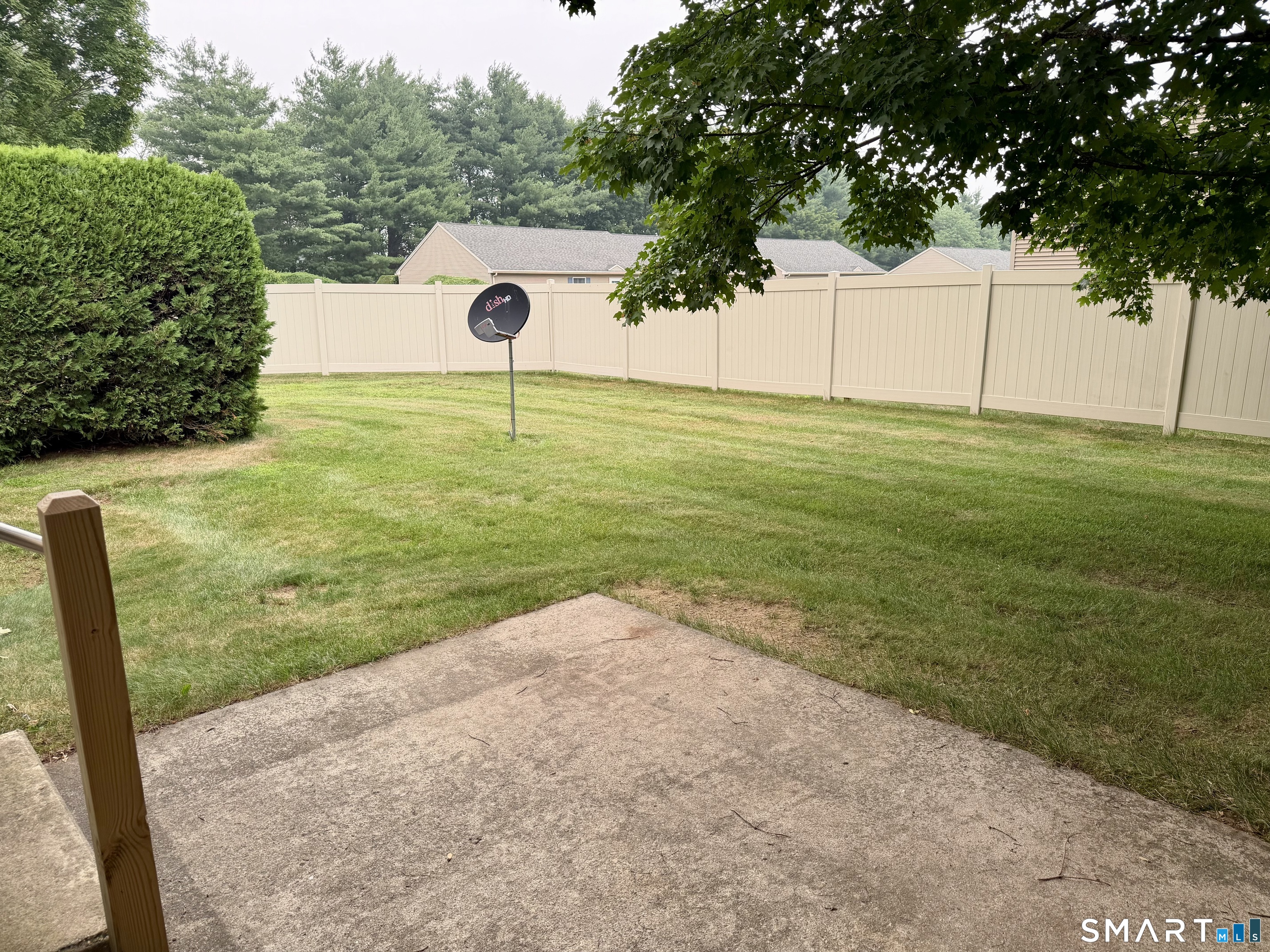 102 North Maple Street Enfield CT 06002