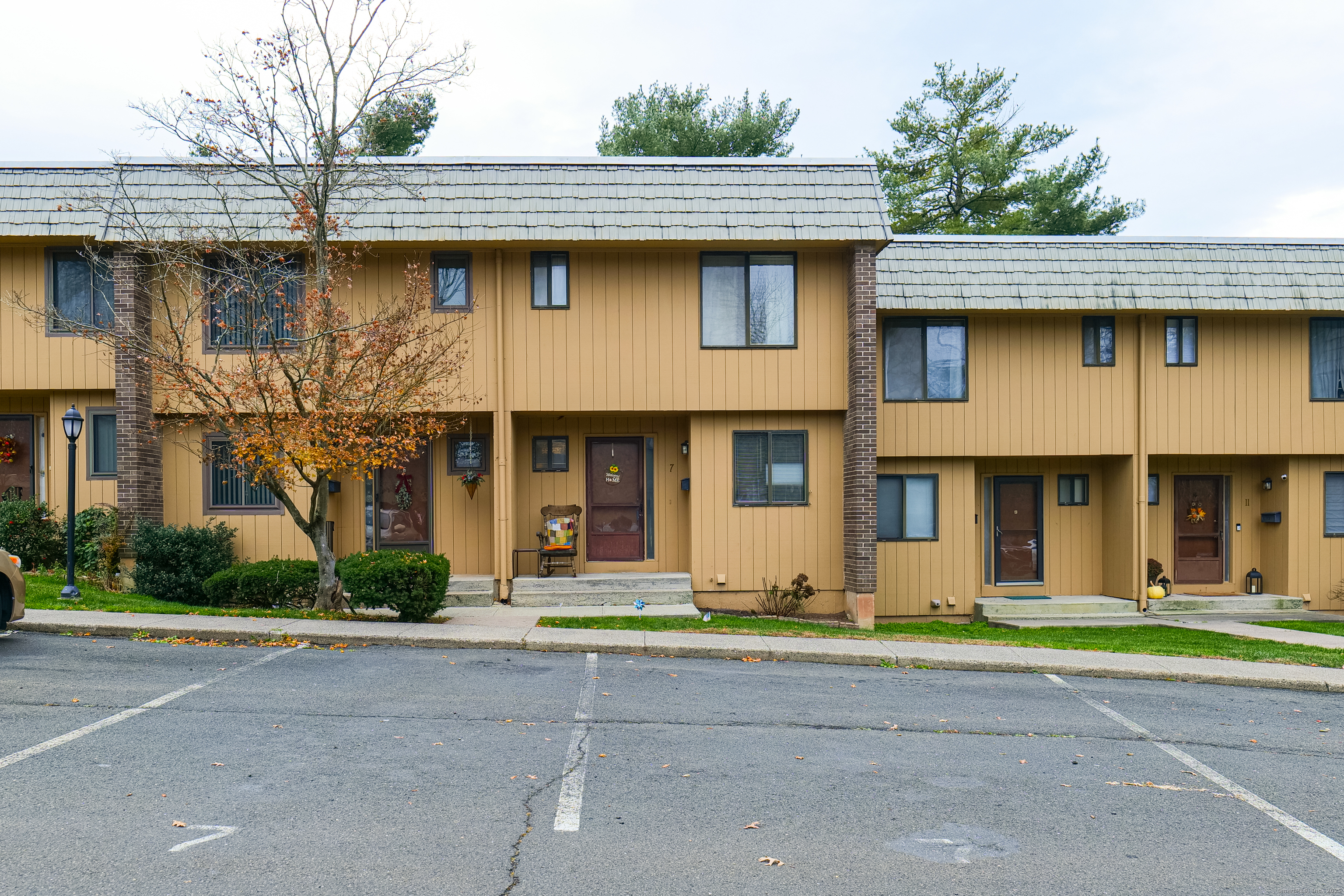 7 Willow Court Cromwell CT 06416
