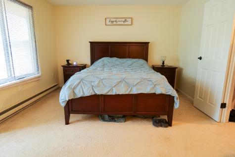 7 Willow Court Cromwell CT 06416