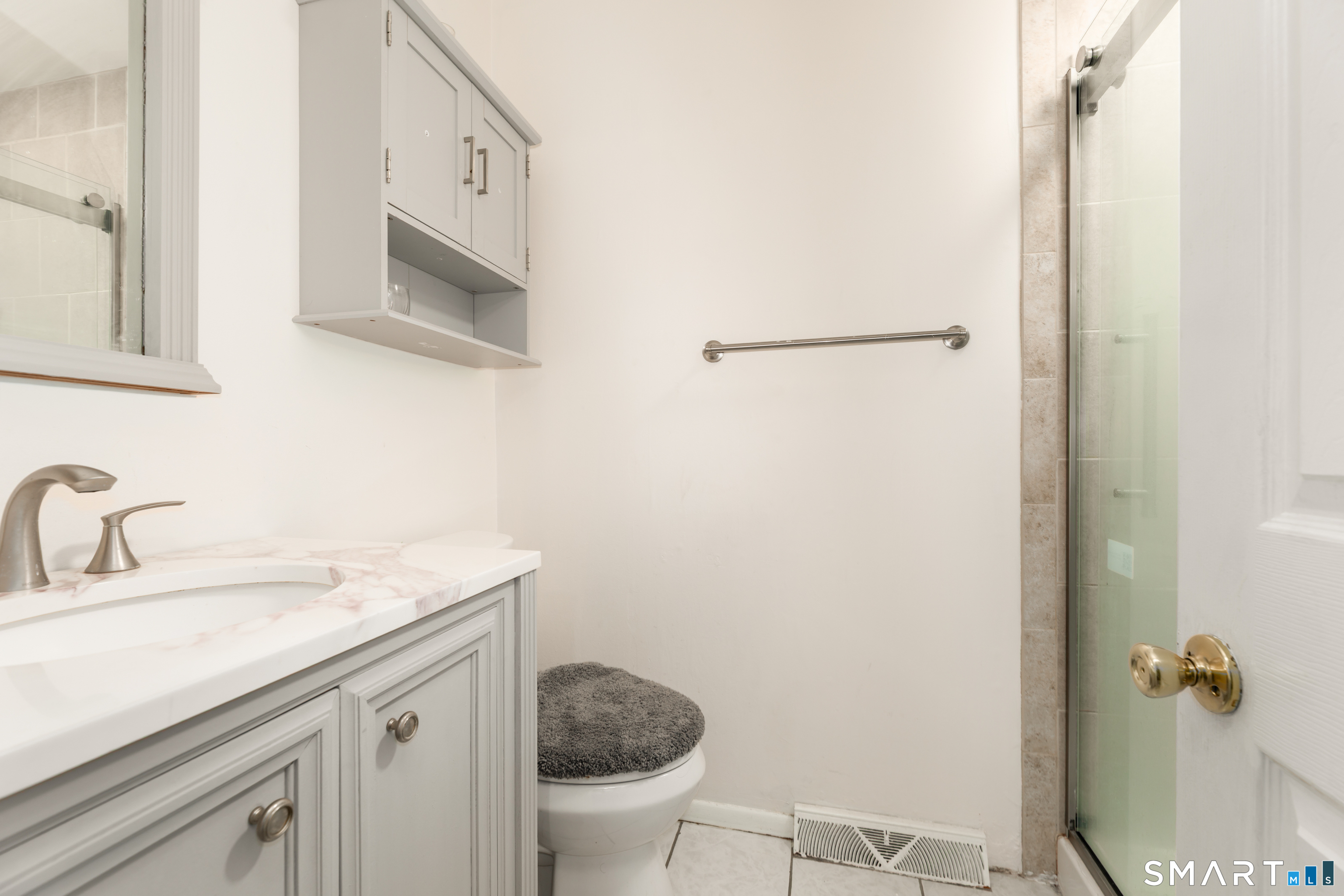 51 Currier Place Cheshire CT 06410