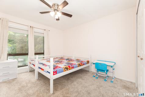 51 Currier Place Cheshire CT 06410