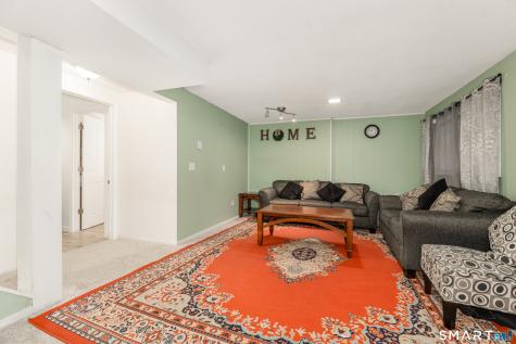 51 Currier Place Cheshire CT 06410