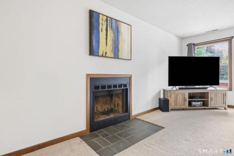 1101 Sunfield Drive South Windsor CT 06074