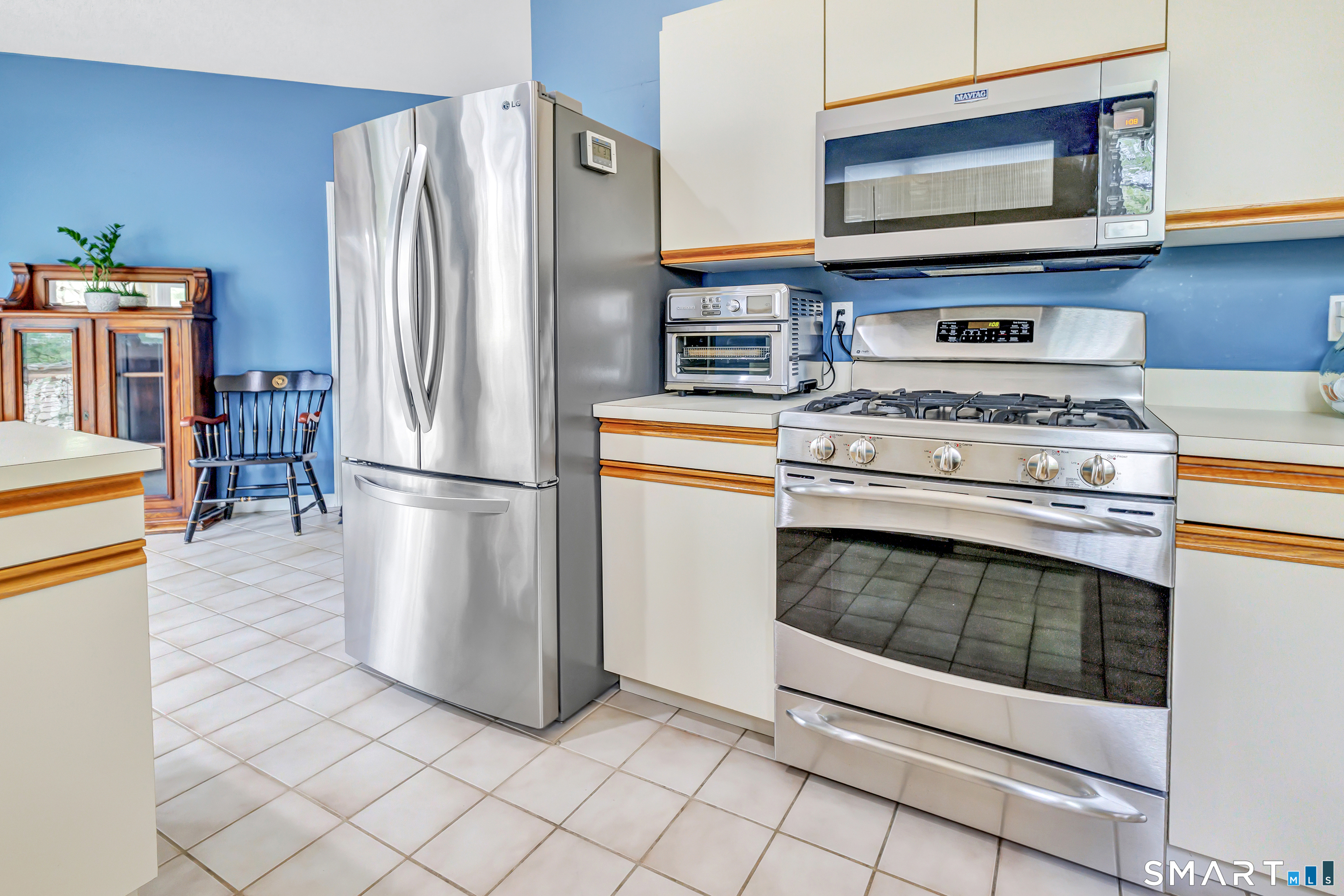 11 Greystone Shelton CT 06484