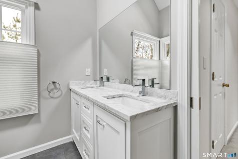11 Greystone Shelton CT 06484