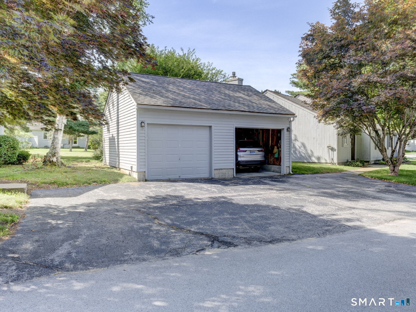 25 Woodstock Meadows Woodstock CT 06281