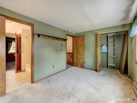 25 Woodstock Meadows Woodstock CT 06281