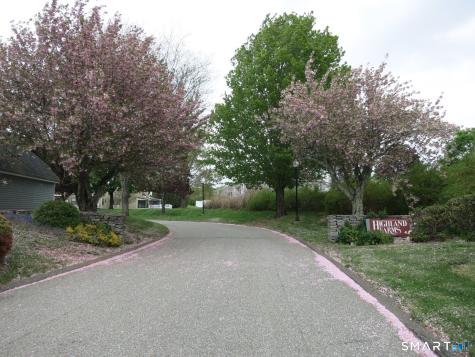 1808 Southgate Lane Colchester CT 06415