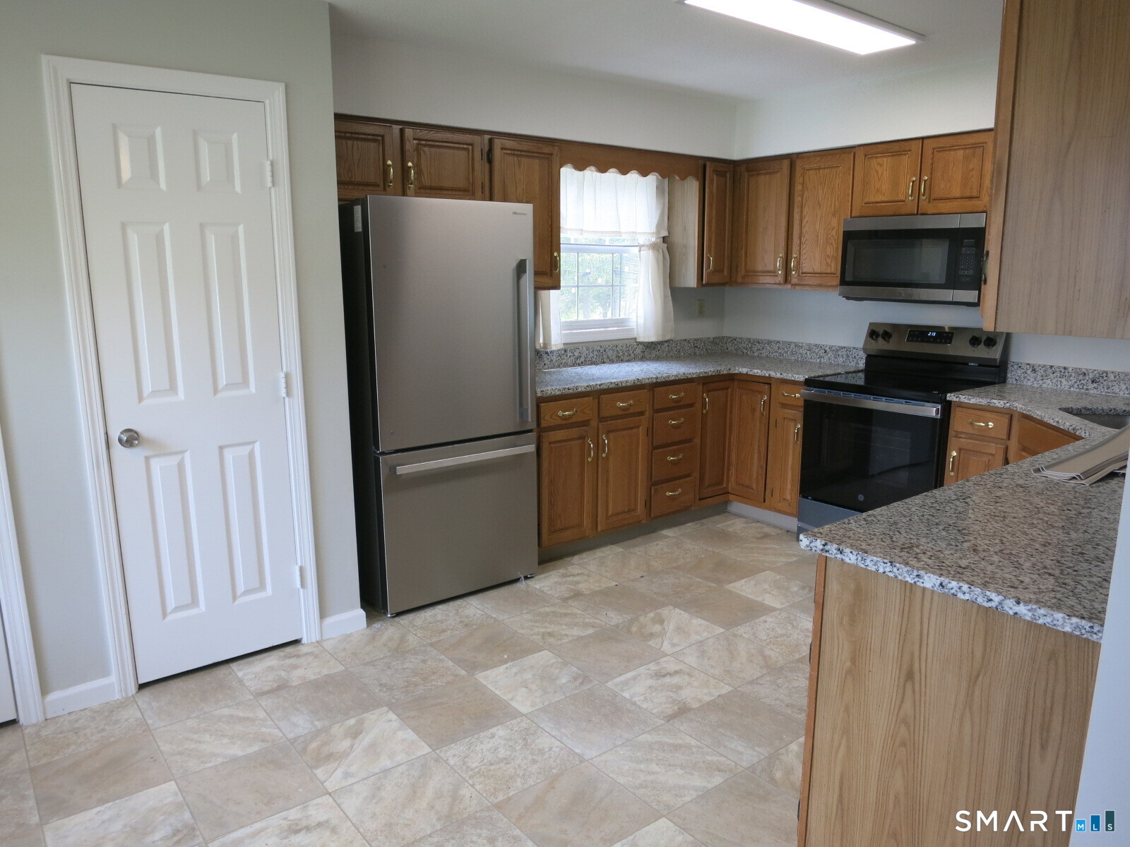1808 Southgate Lane Colchester CT 06415