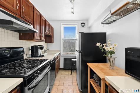 7 4TH Street Stamford CT 06905
