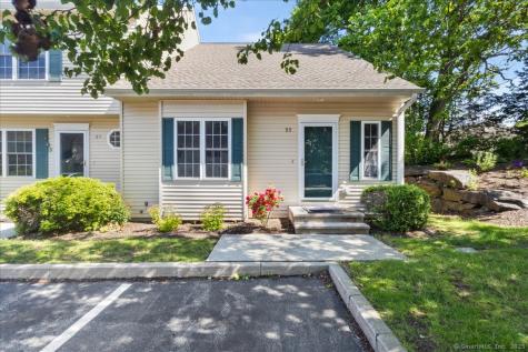 25 Briar Lane Norwich CT 06360