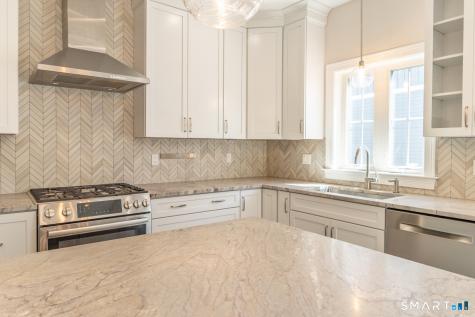 201 Edgewater Circle East Hampton CT 06424