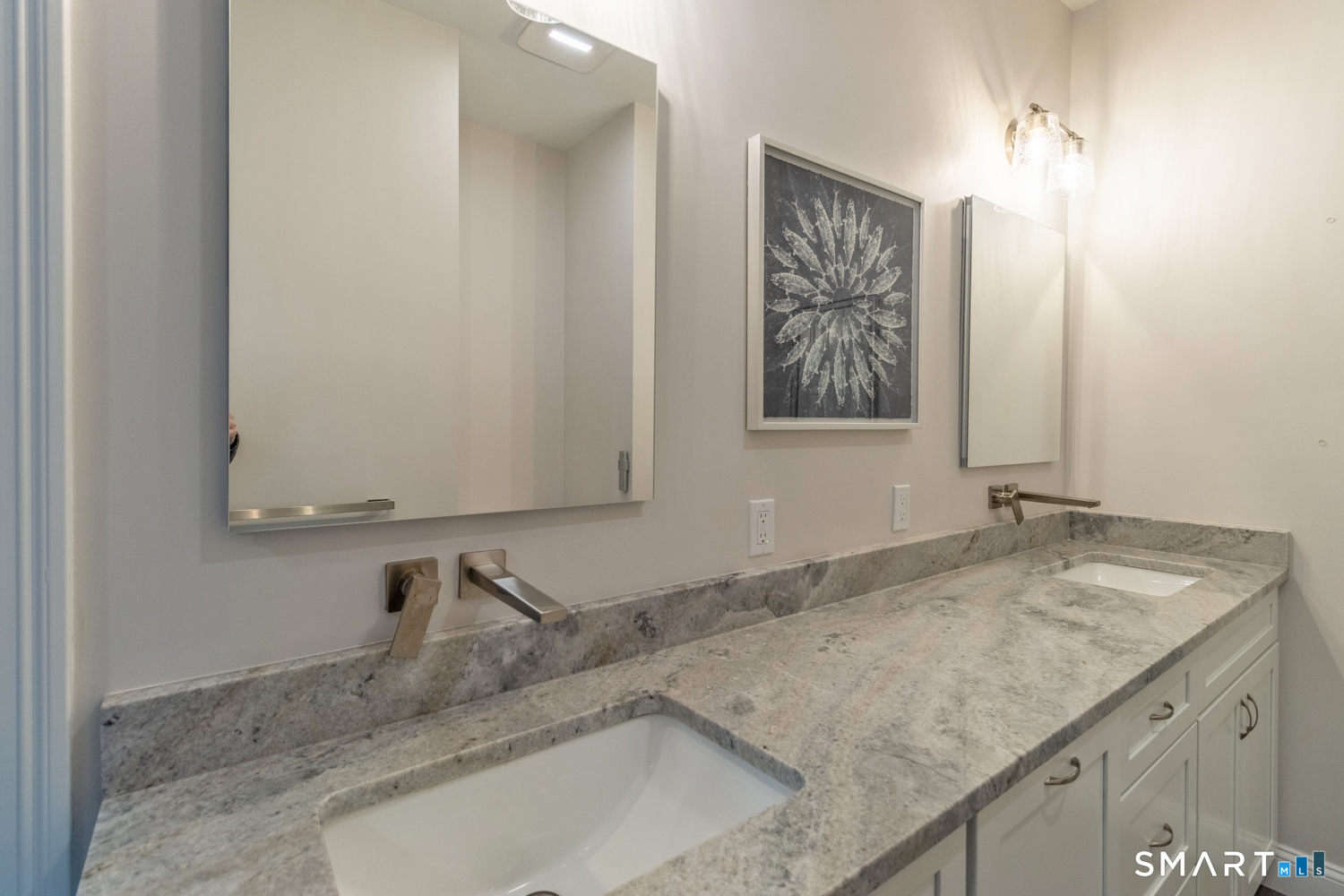 201 Edgewater Circle East Hampton CT 06424