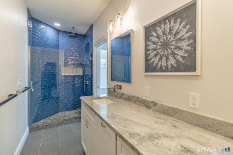 201 Edgewater Circle East Hampton CT 06424