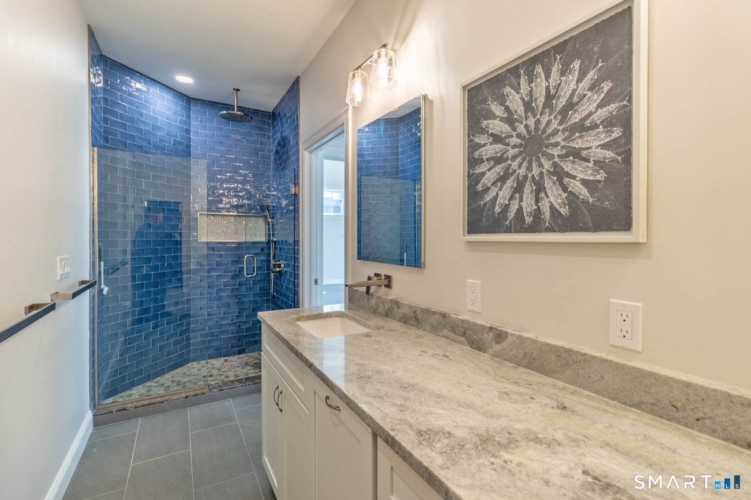 201 Edgewater Circle East Hampton CT 06424