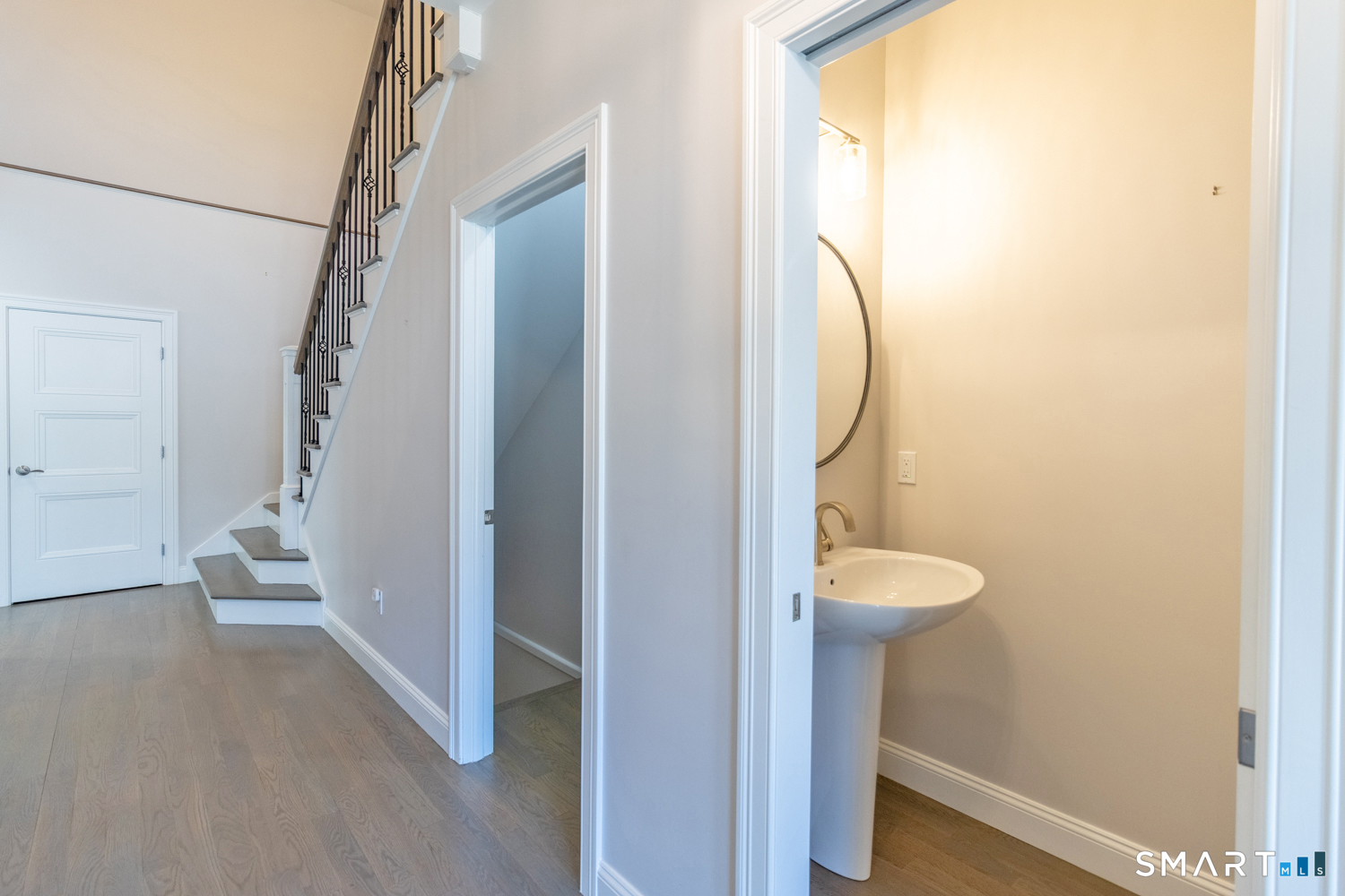 201 Edgewater Circle East Hampton CT 06424