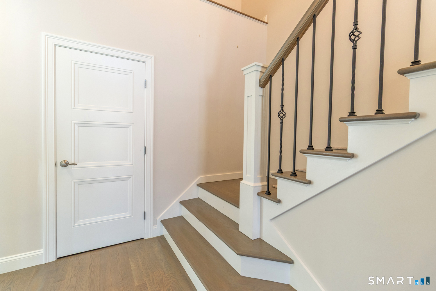201 Edgewater Circle East Hampton CT 06424