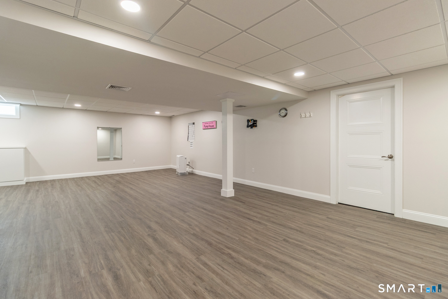 201 Edgewater Circle East Hampton CT 06424