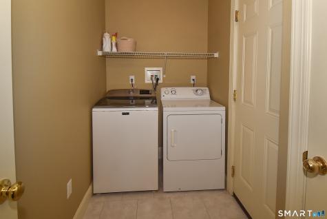 19 Marble Faun Lane Windsor CT 06095