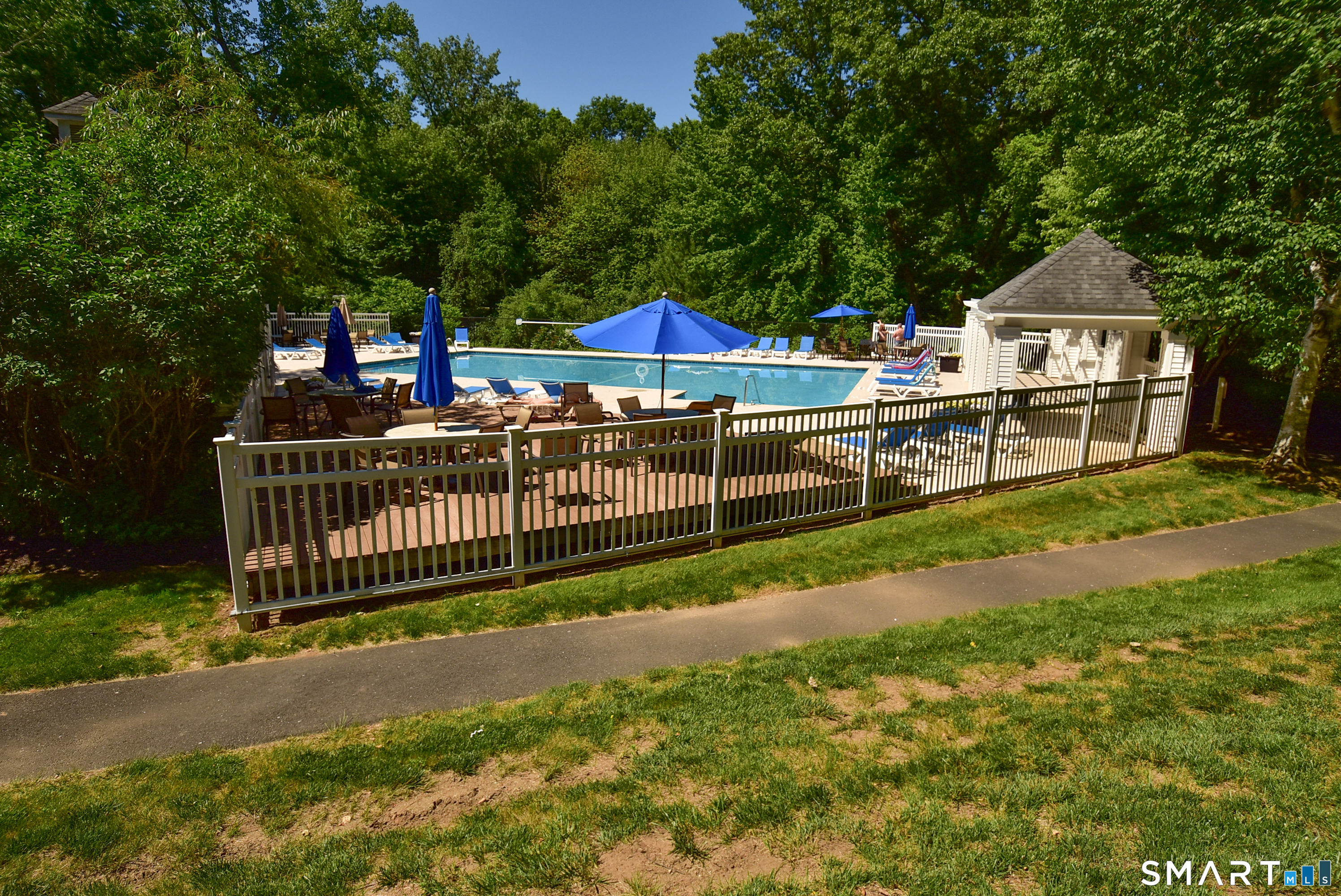 19 Marble Faun Lane Windsor CT 06095