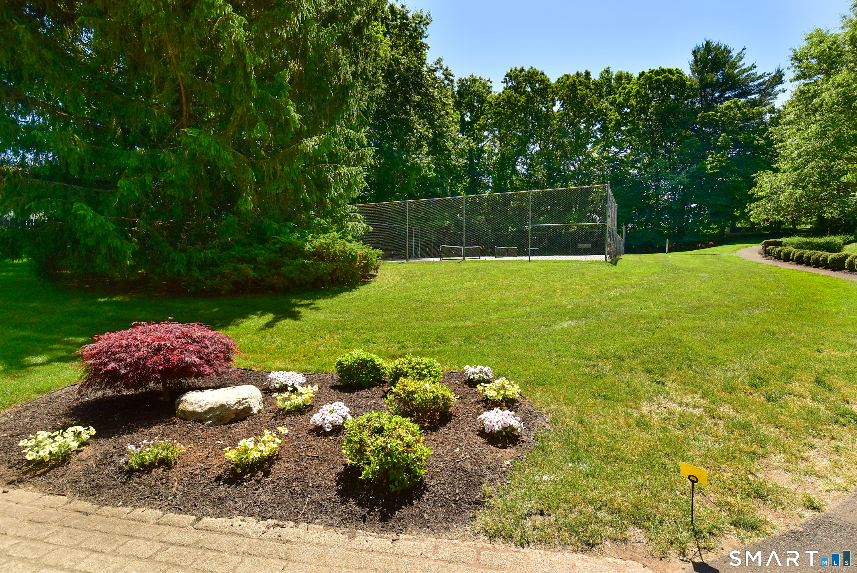 19 Marble Faun Lane Windsor CT 06095