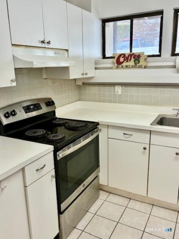 175 Mill Pond Road Hamden CT 06514