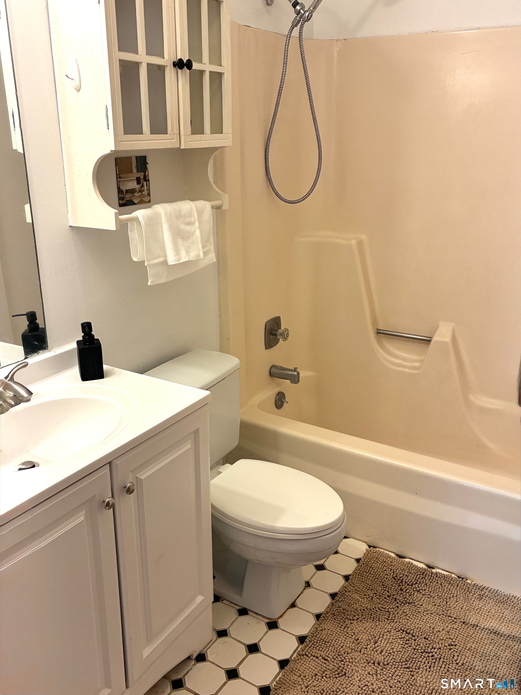 175 Mill Pond Road Hamden CT 06514