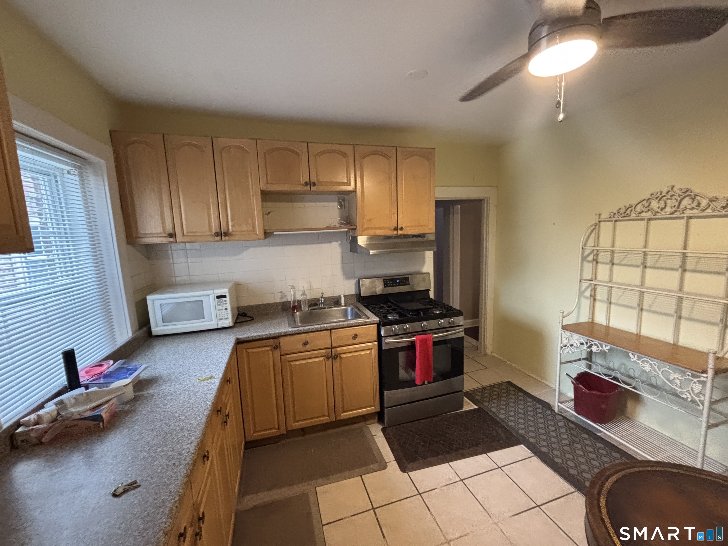 566 Wilmont Avenue Bridgeport CT 06607