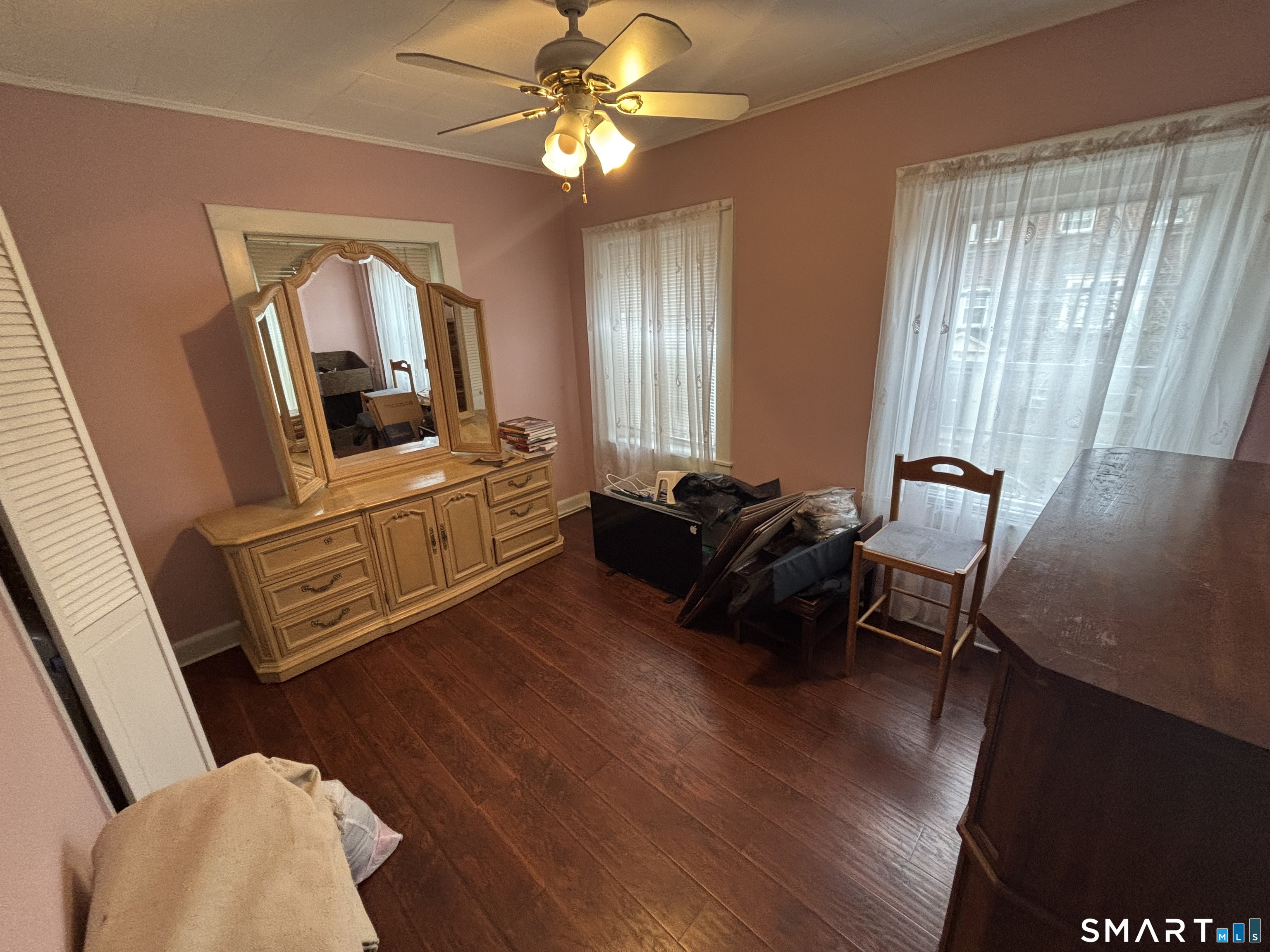 566 Wilmont Avenue Bridgeport CT 06607