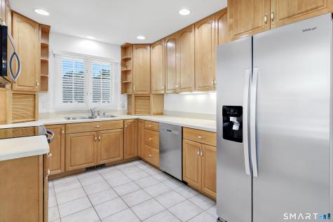 36 Long Hill Place Trumbull CT 06611