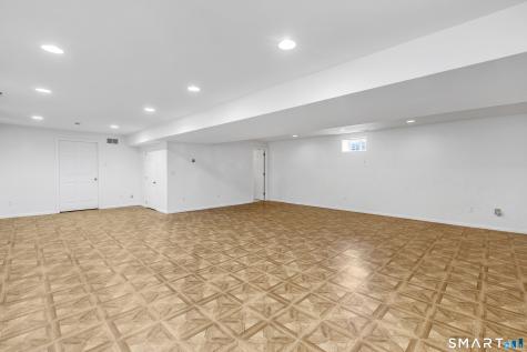 36 Long Hill Place Trumbull CT 06611