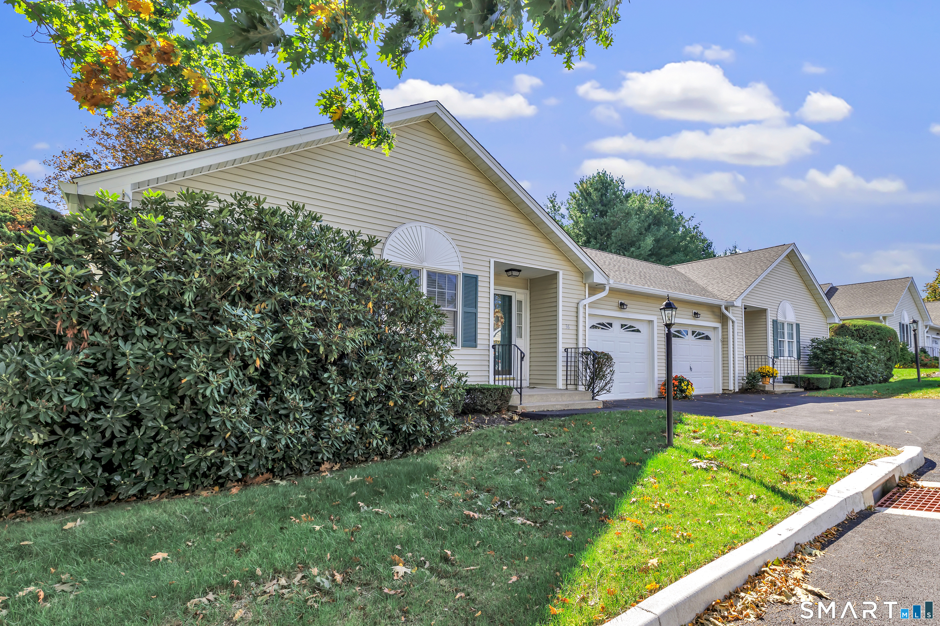 36 Long Hill Place Trumbull CT 06611