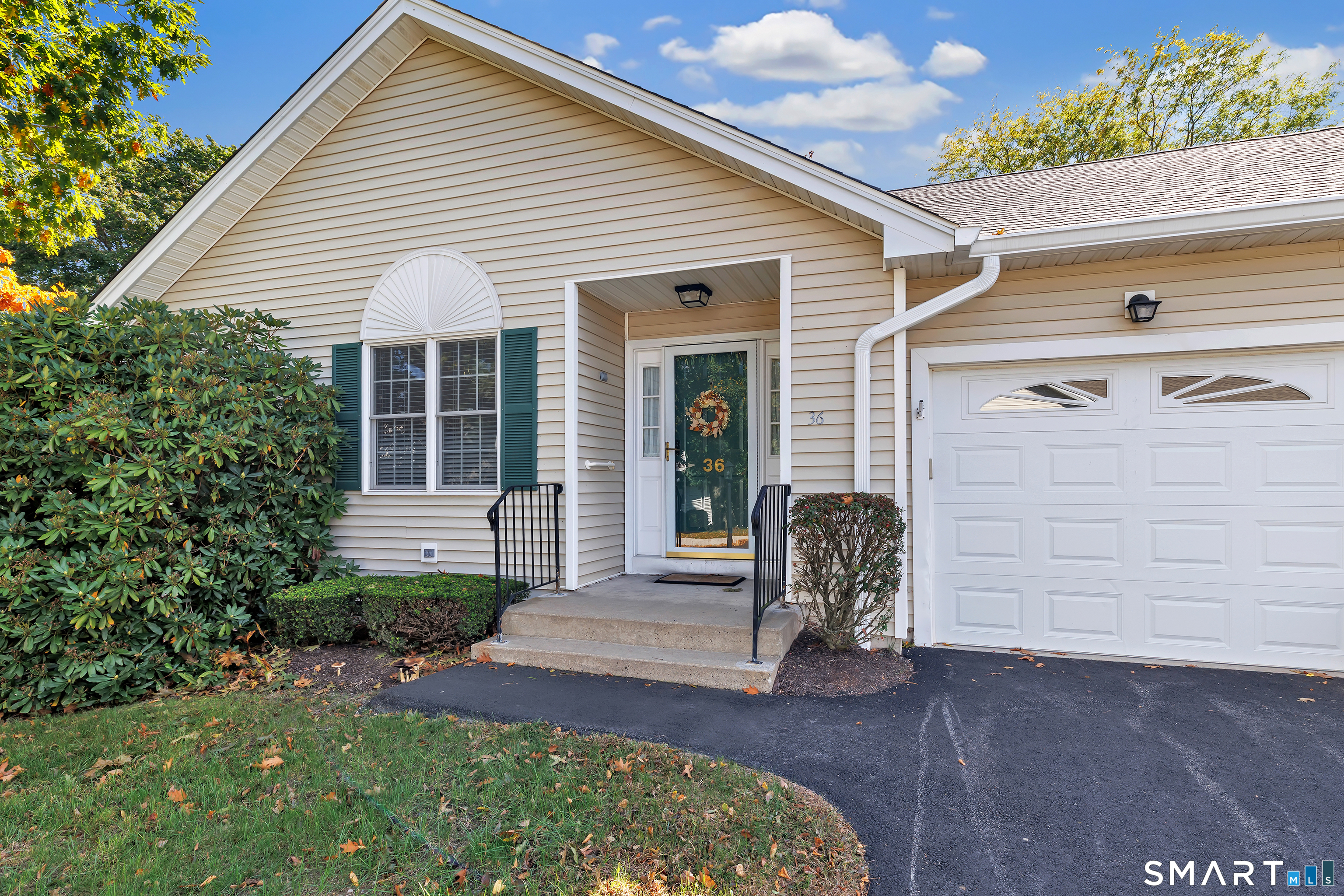 36 Long Hill Place Trumbull CT 06611