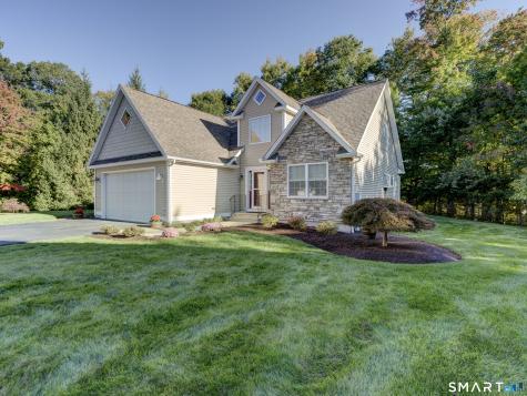 2 Streamside Lane Berlin CT 06037