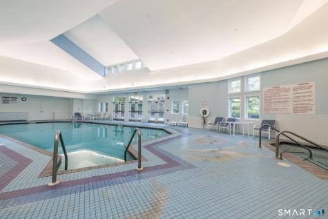 4 Saddle Crossing Avon CT 06001