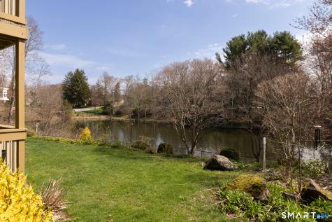 12 Heritage Village Southbury CT 06488