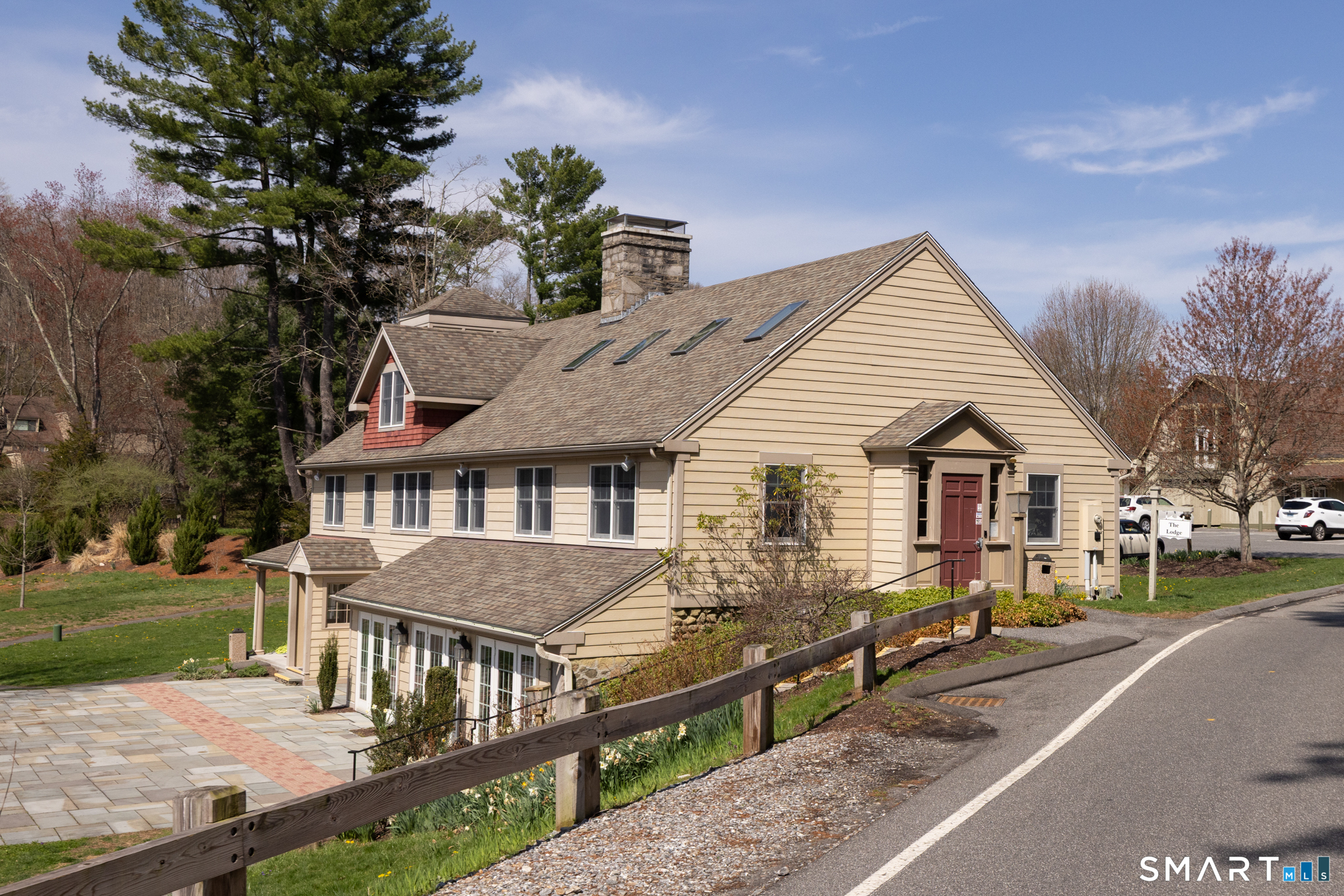 12 Heritage Village Southbury CT 06488